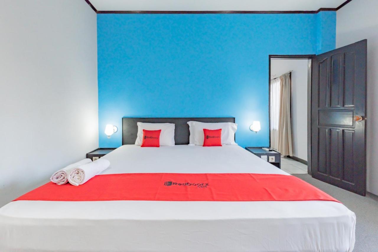 Reddoorz Near Plaza Balikpapan Hotel Exterior foto