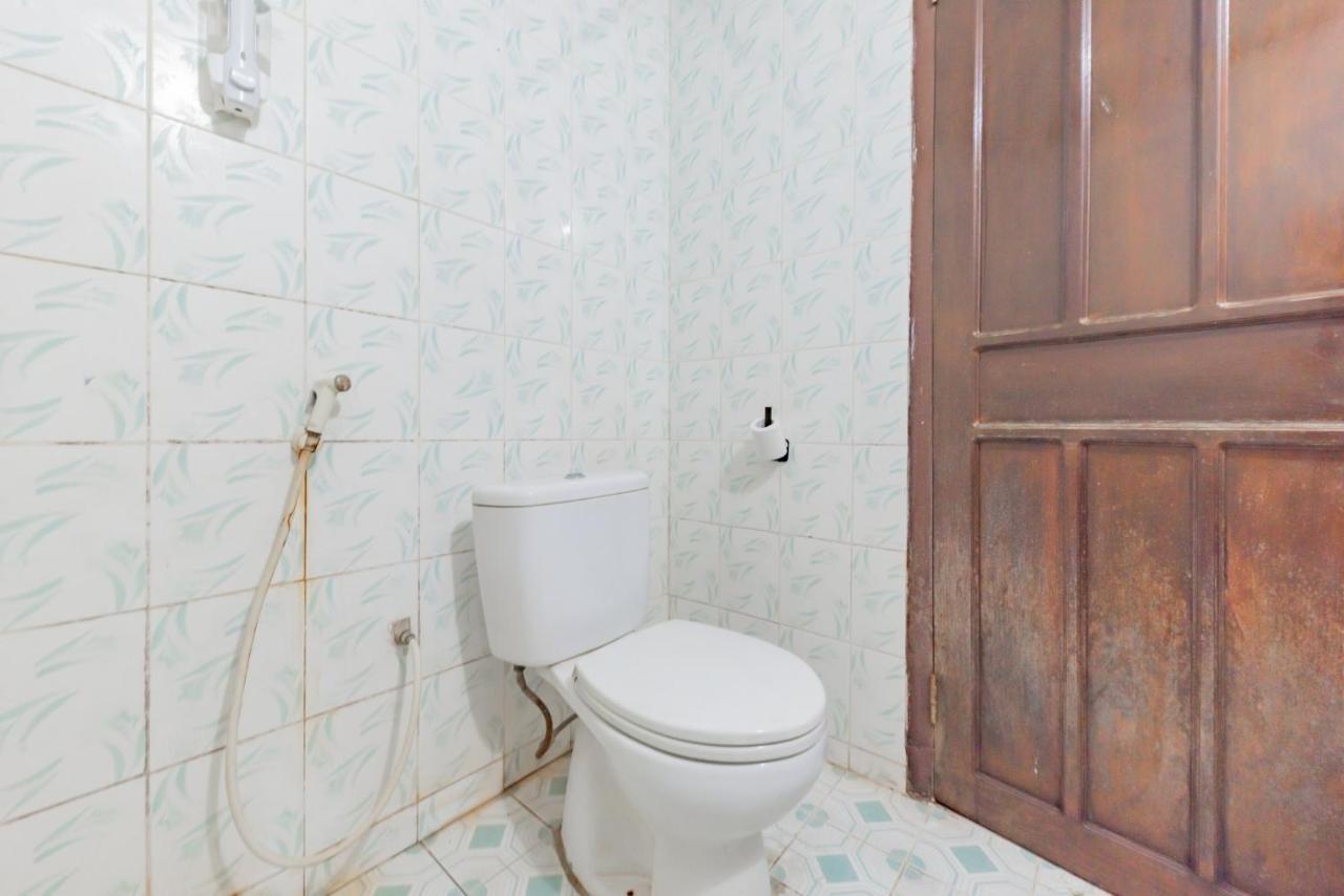 Reddoorz Near Plaza Balikpapan Hotel Exterior foto