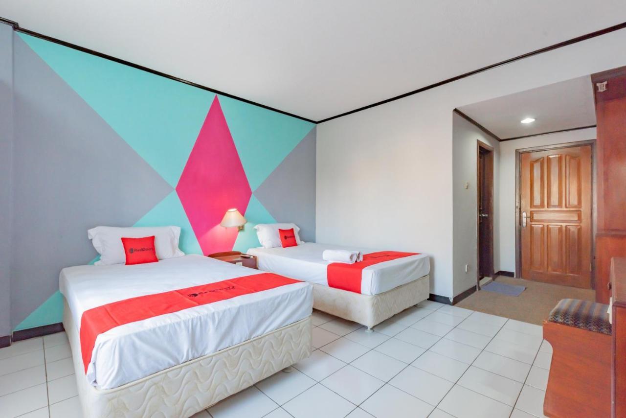 Reddoorz Near Plaza Balikpapan Hotel Exterior foto
