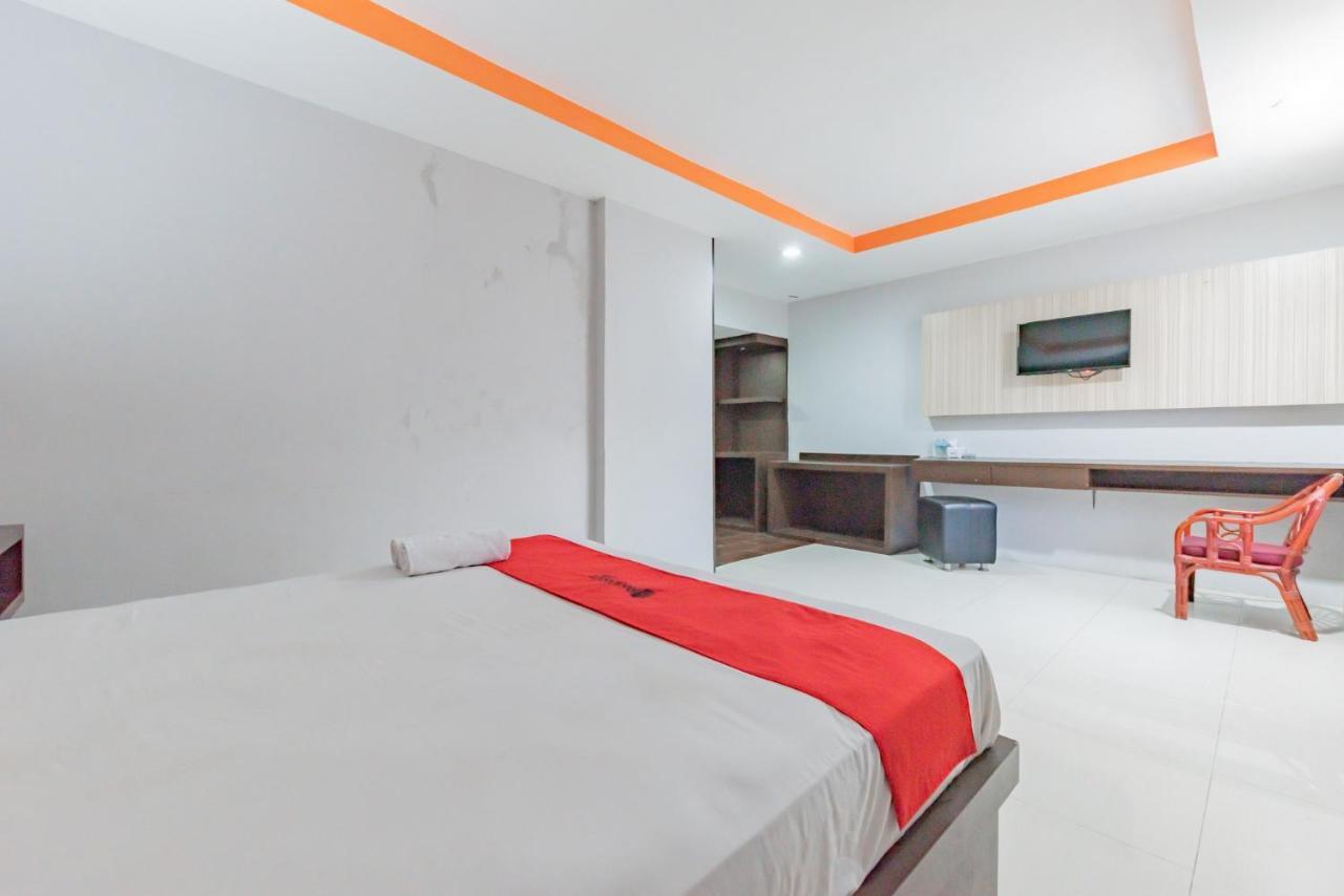 Reddoorz Near Plaza Balikpapan Hotel Exterior foto